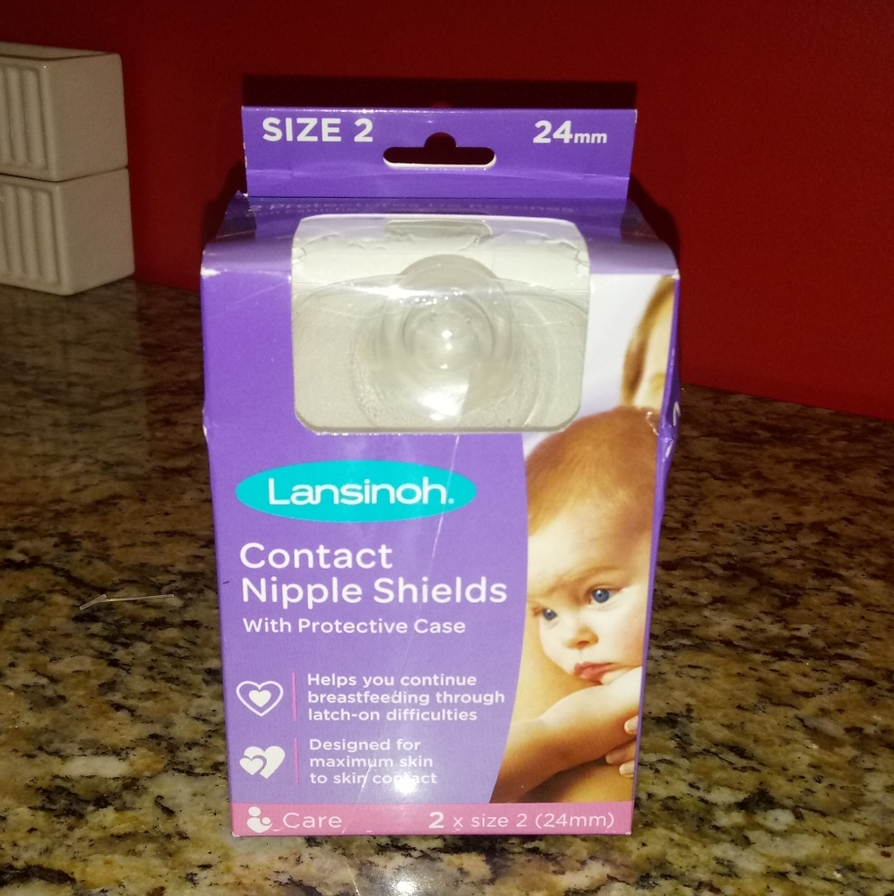 1121 Lansinoh Contact Nipple Shields w/ Case